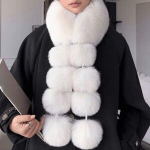 🤍 COMING SOON 🤍 Super Soft Plush White Luxury Faux Fur Scarf ONE SIZE